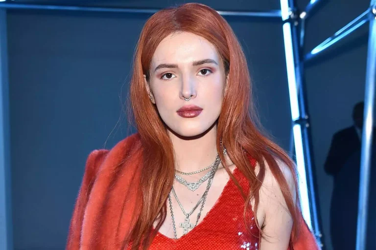 Bella Thorne (Actor, model) 